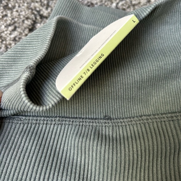 Three pairs of Aerie leggings size large - Picture 10 of 15